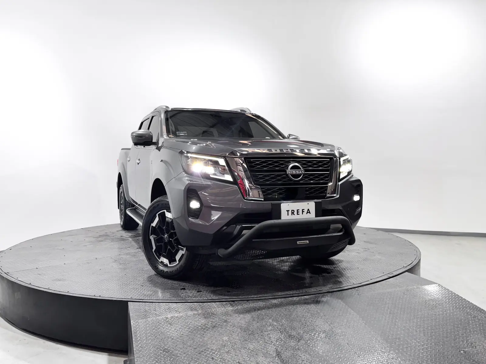Nissan Frontier Platinum LE TA 2023