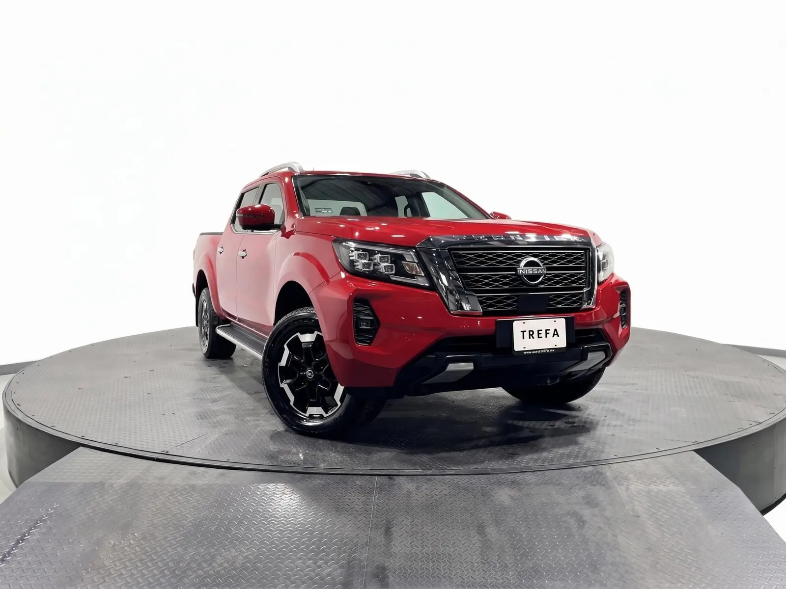 Nissan Frontier Platinum LE 2025