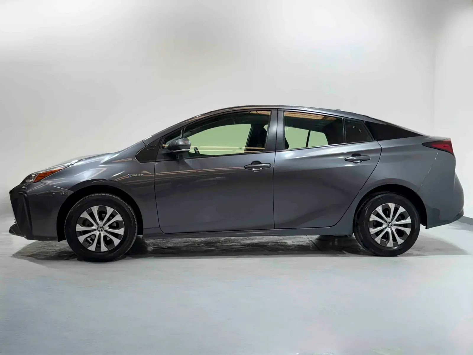 Toyota Prius 2022 · foto 2 de 18
