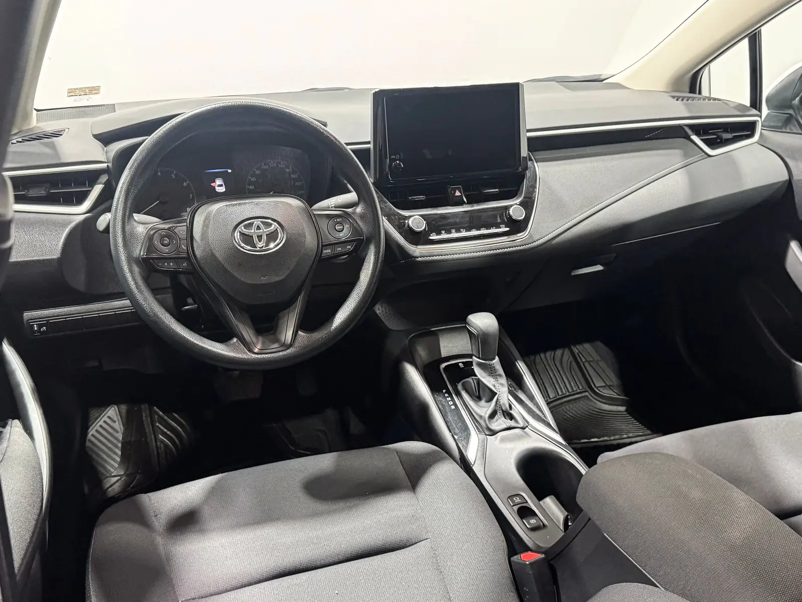 Toyota Corolla 2025 · foto 15 de 19