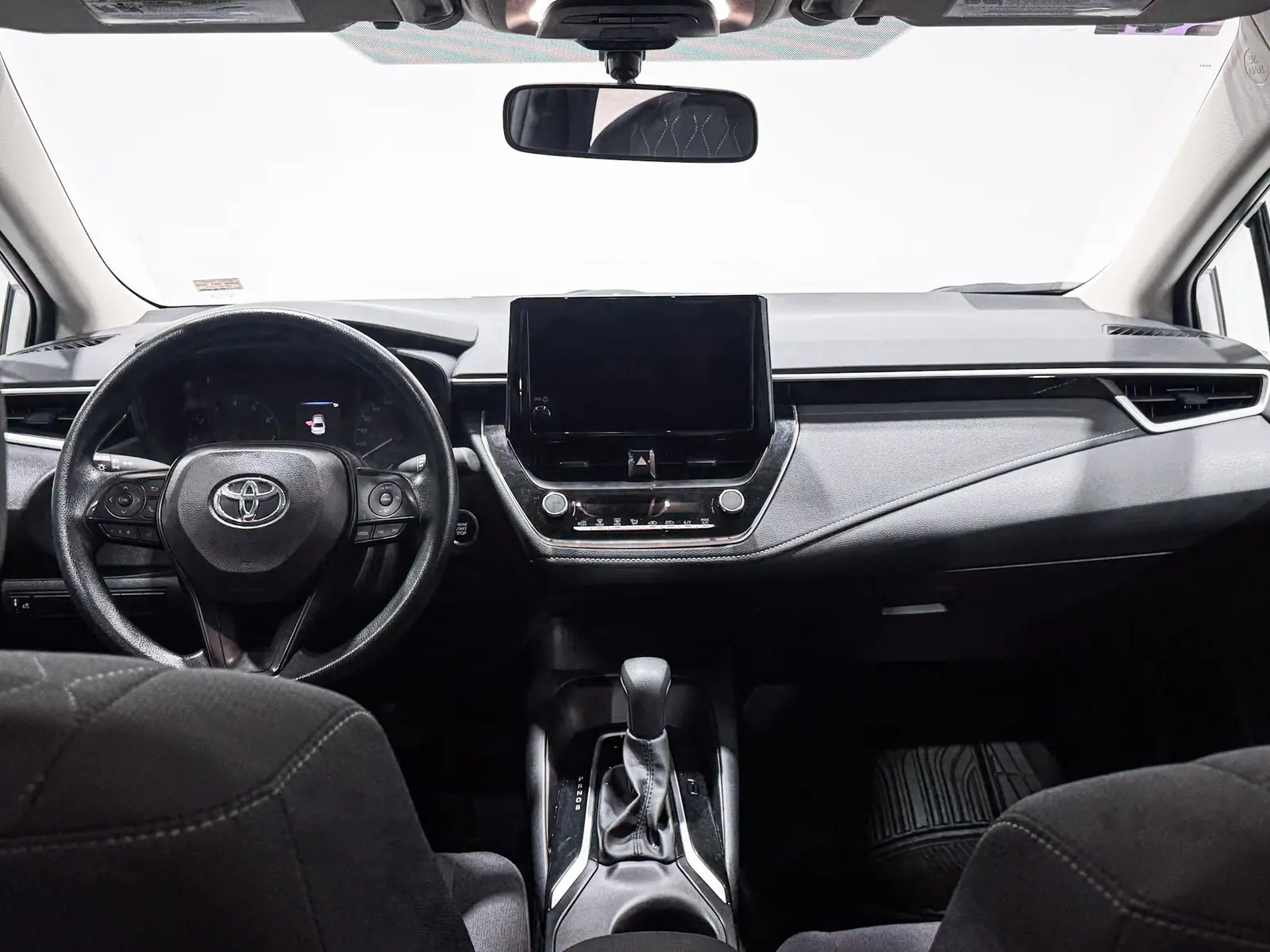 Toyota Corolla 2025 · foto 14 de 19