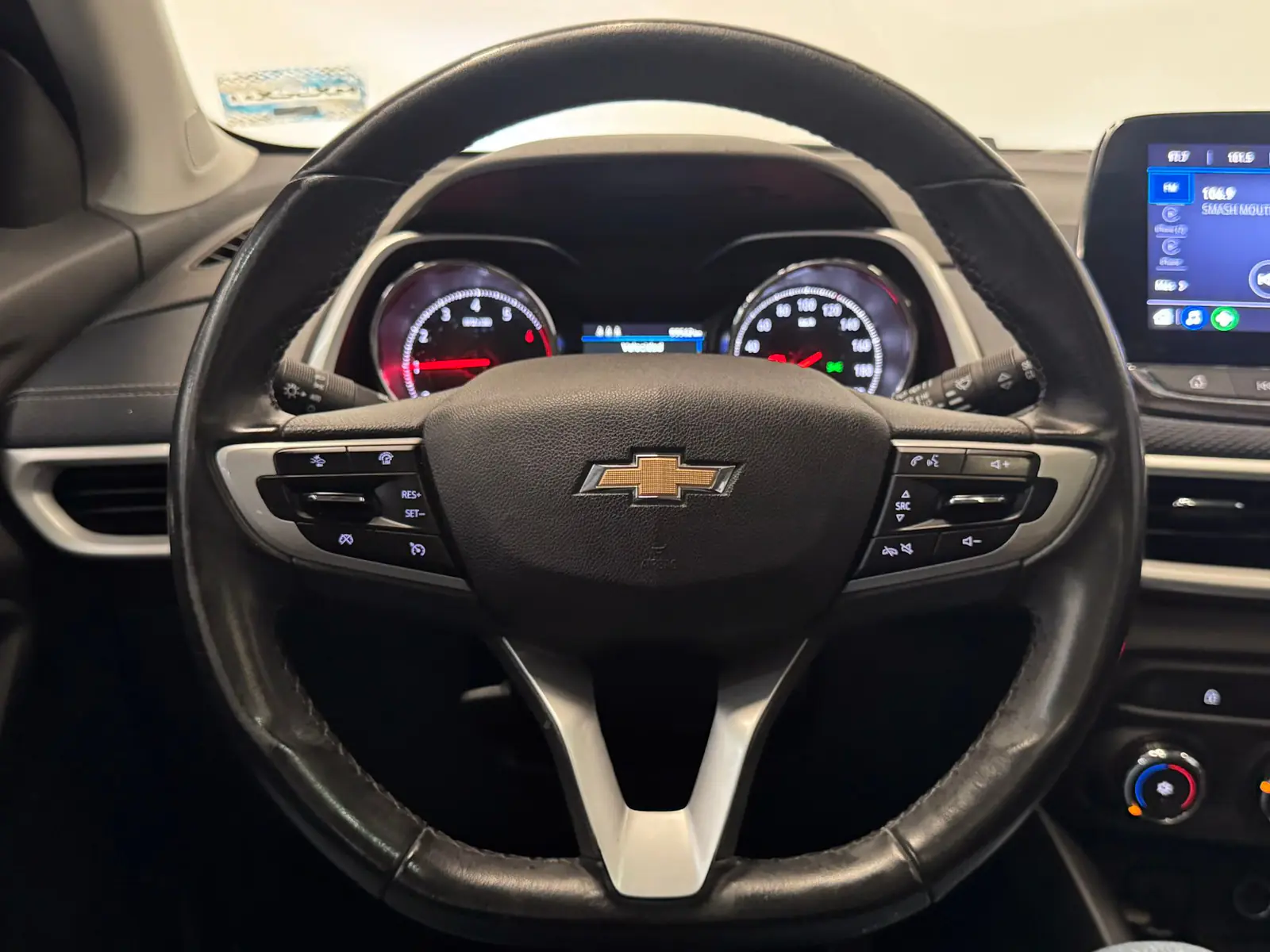 Chevrolet Tracker 2023 · foto 17 de 19