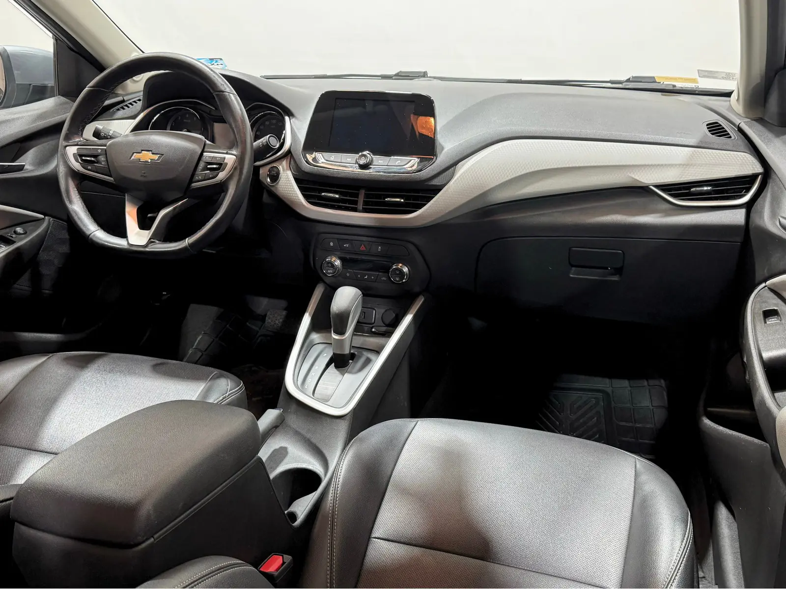 Chevrolet Onix 2021 · foto 15 de 17