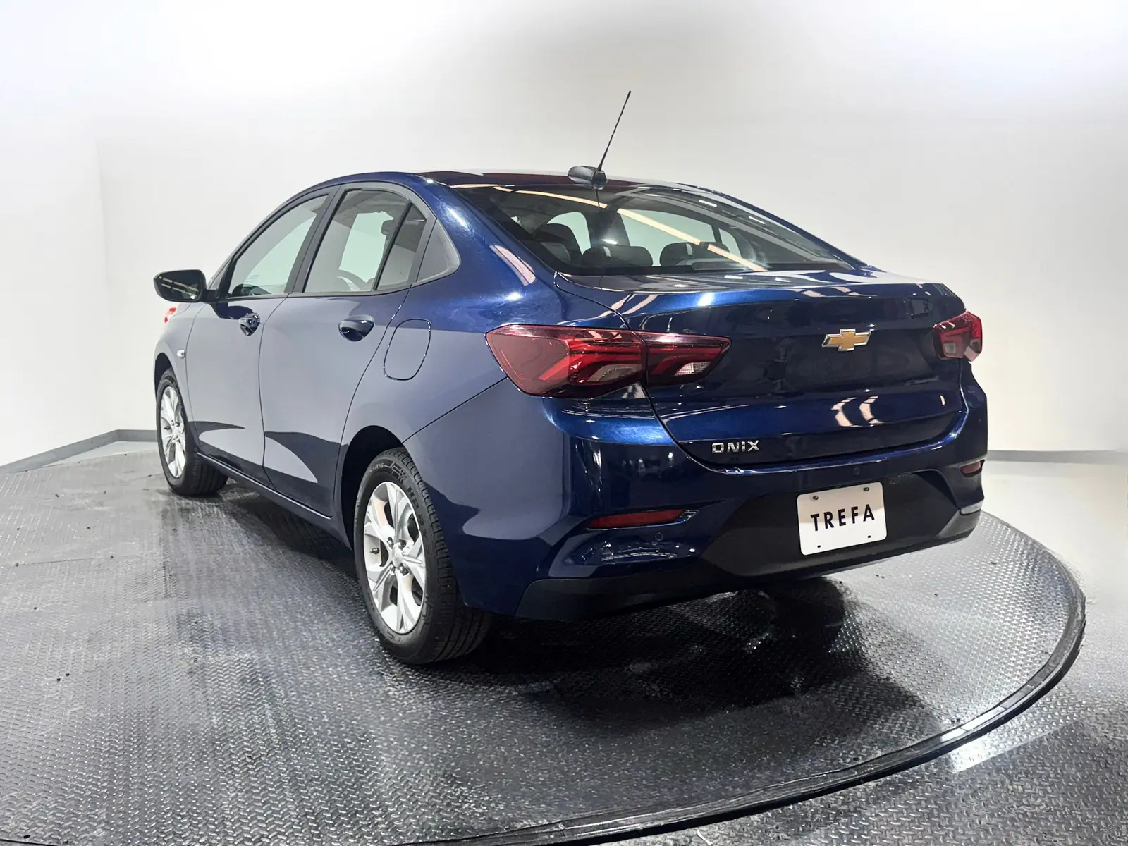 Chevrolet Onix 2023 · foto 8 de 18