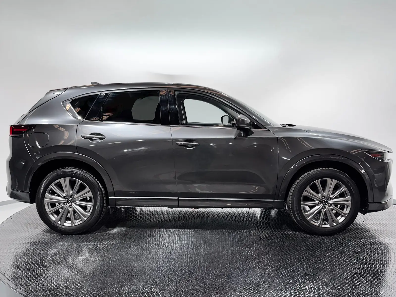 Mazda CX-5 2024 · foto 2 de 16