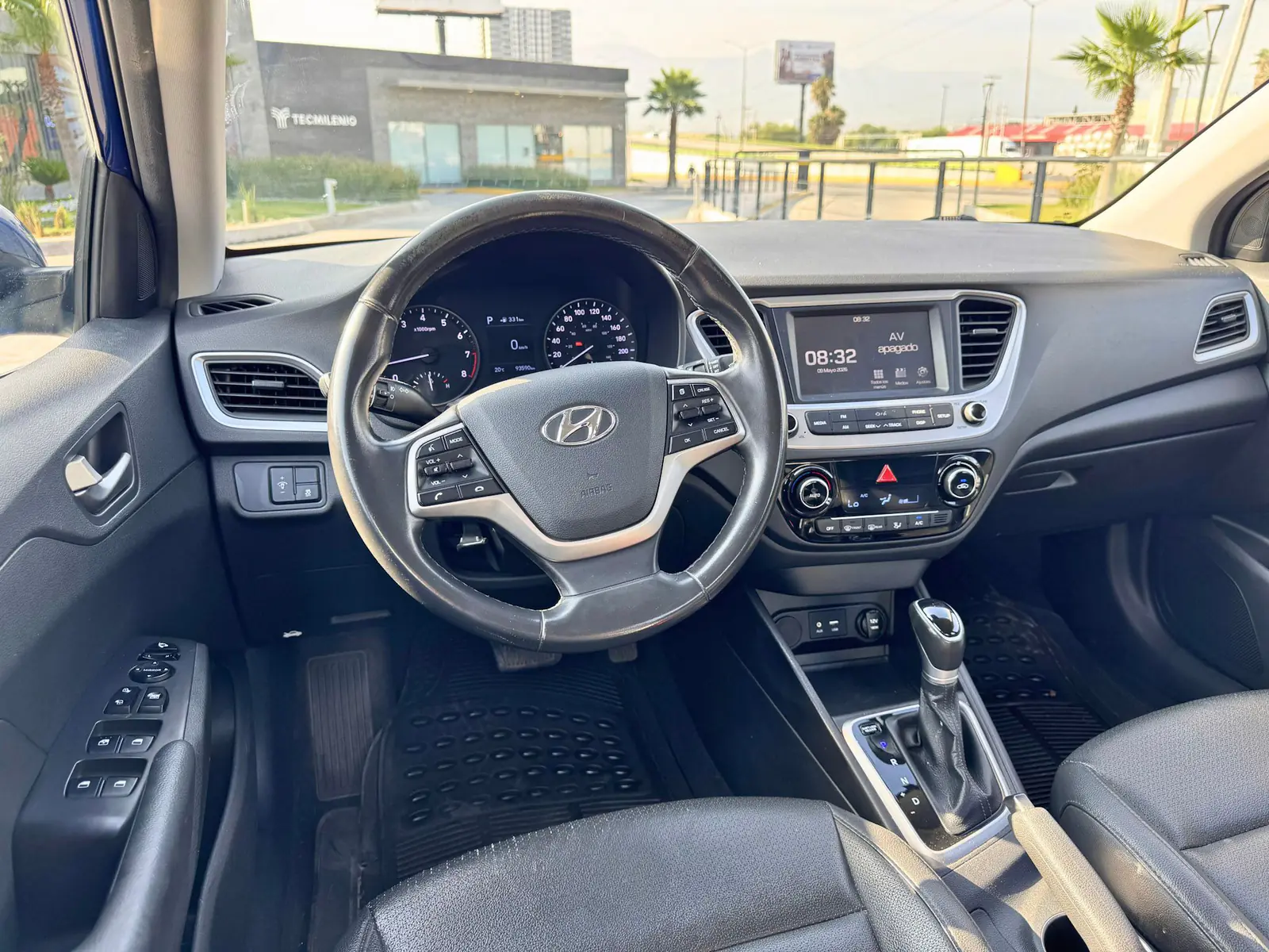 Hyundai Accent 2022 · foto 14 de 18