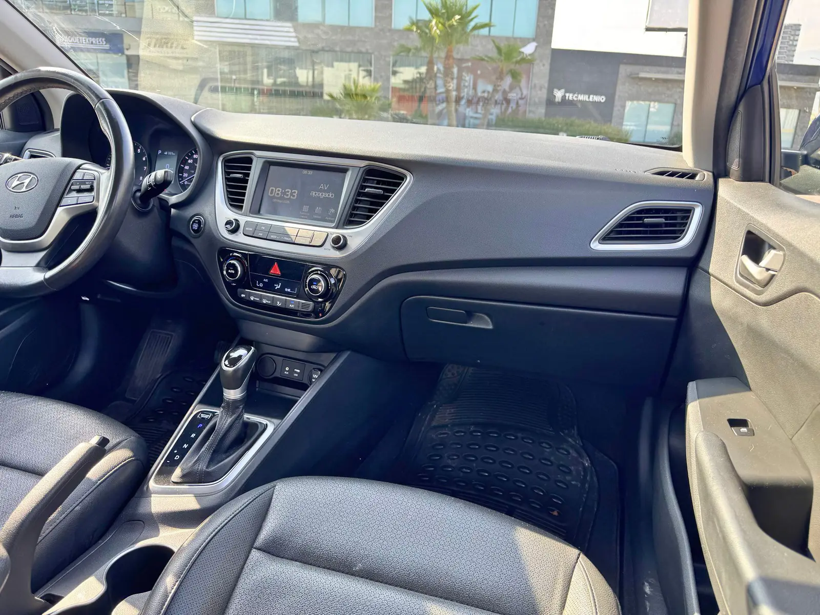 Hyundai Accent 2022 · foto 15 de 18