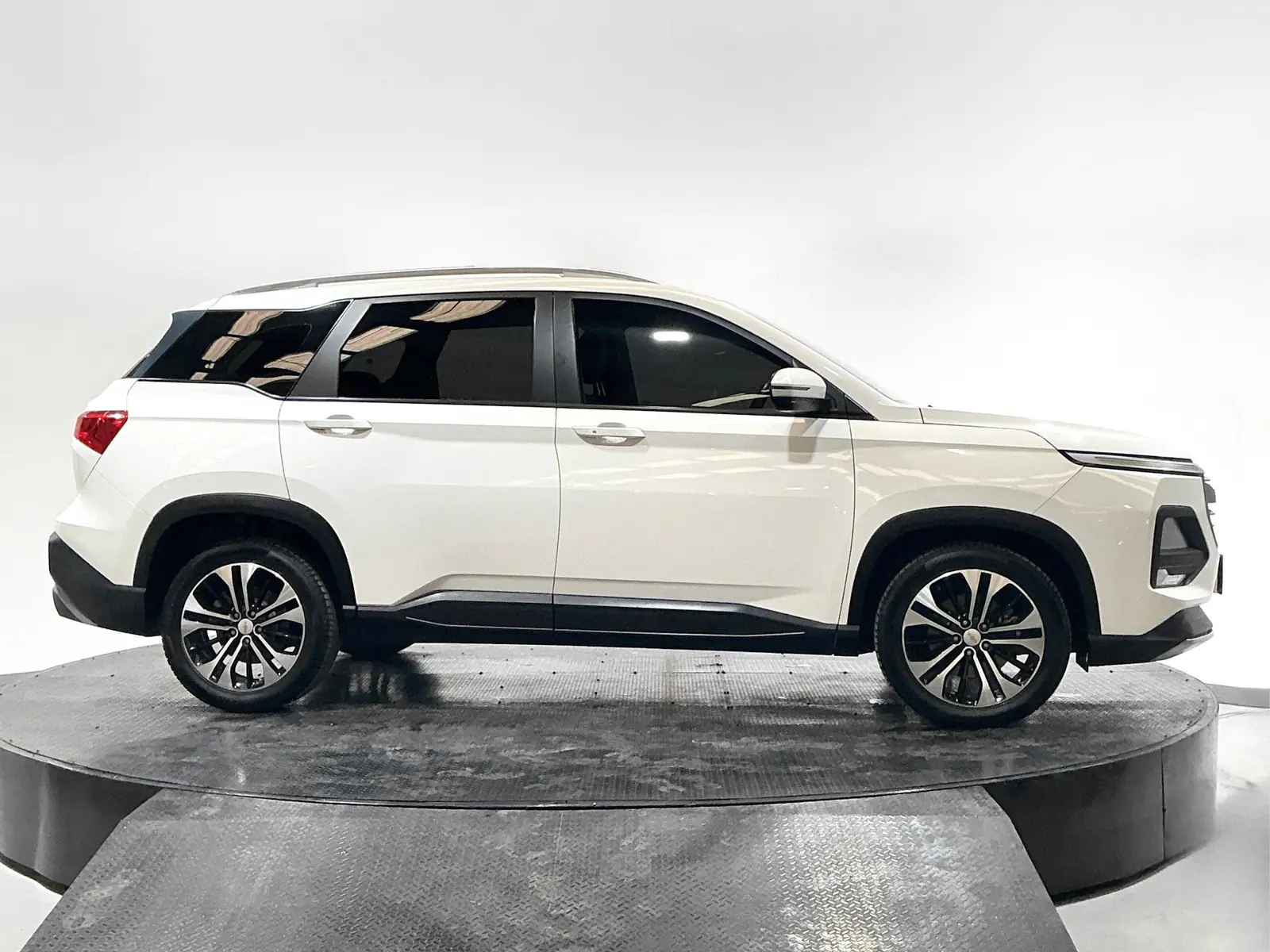 Chevrolet Captiva 2022 · foto 2 de 19