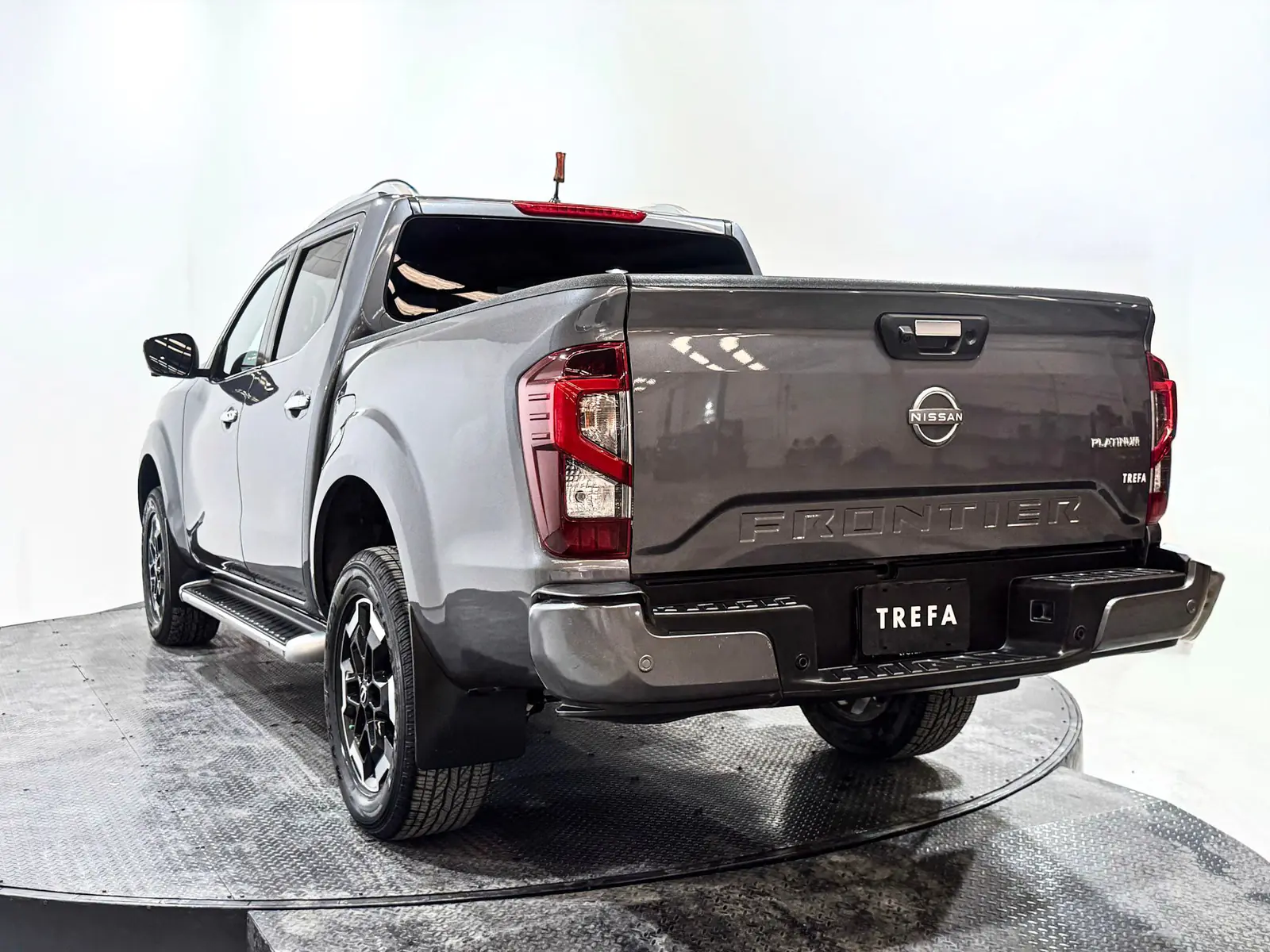 Nissan Frontier 2023 · foto 8 de 19