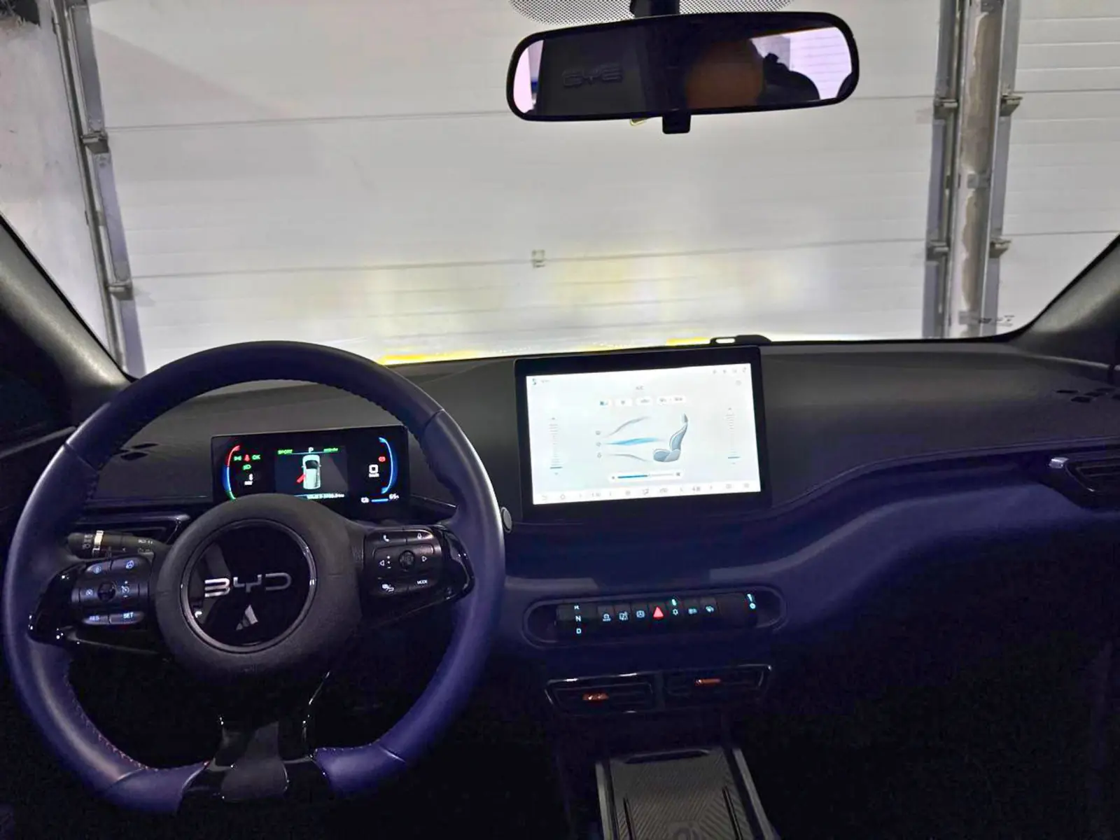 BYD Dolphin Mini 2026 · foto 10 de 13