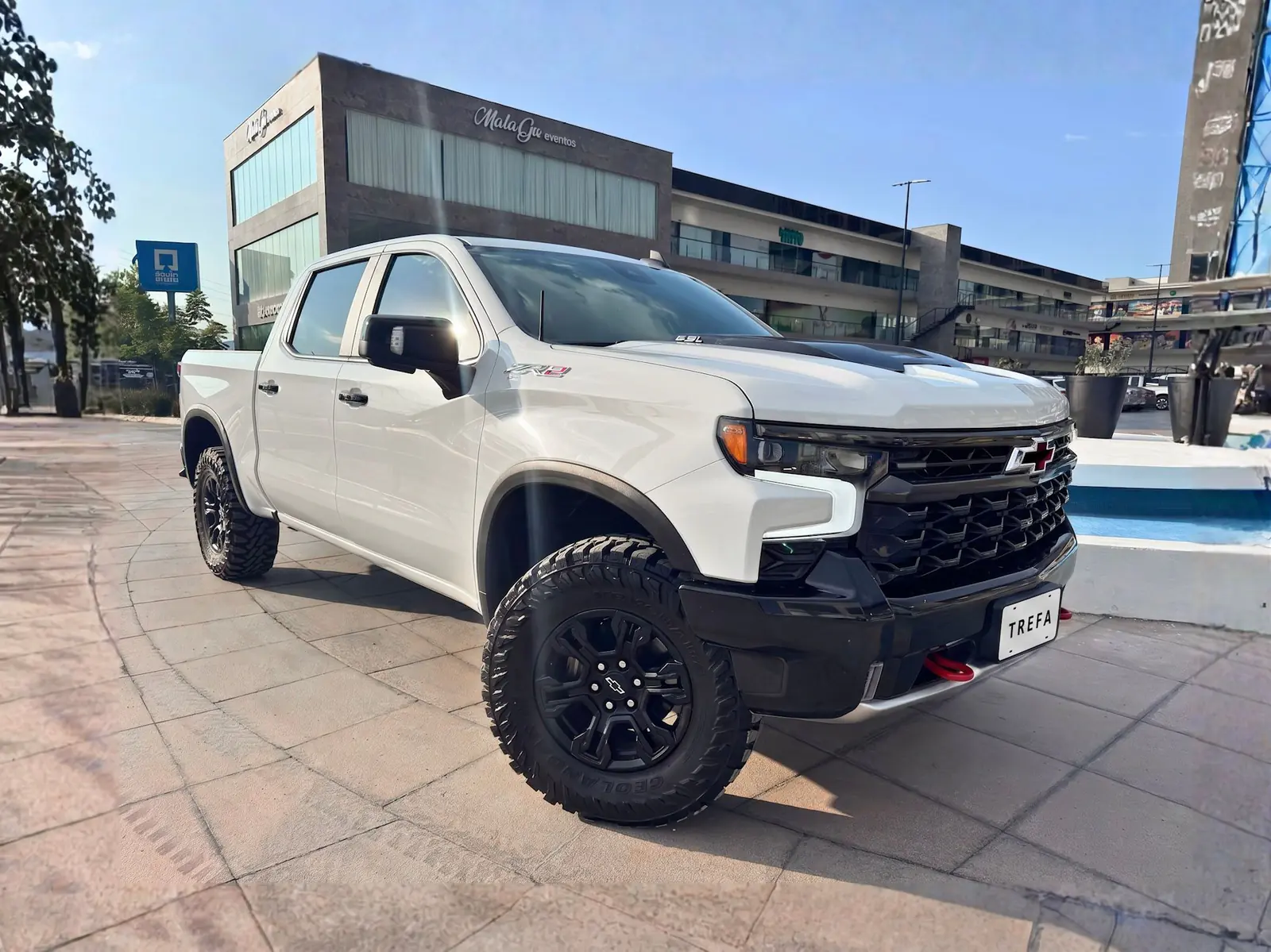 Chevrolet Cheyenne ZR2 2023