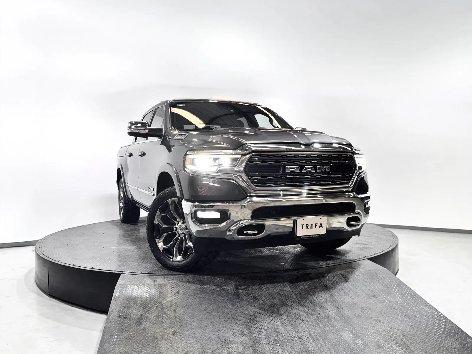RAM RAM 1500 CREW CAB LIMITED V8 MH 8AT 4X4 2022